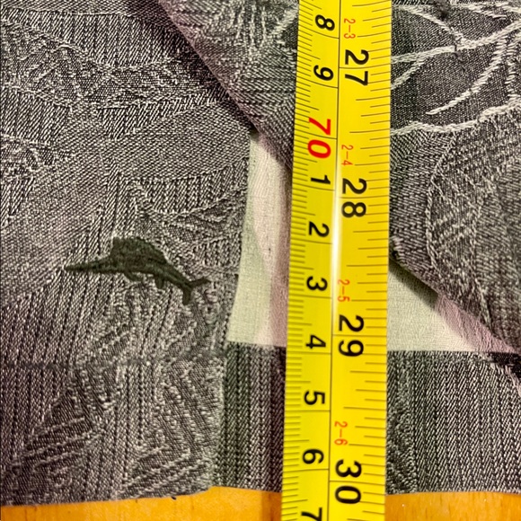Tommy Bahama Mens Shirt Medium - Picture 10 of 10